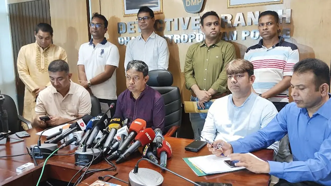 পুলিশকে দুর্বল করতেই পরিকল্পিতভাবে হামলা-ধ্বংসযজ্ঞ : হারুন