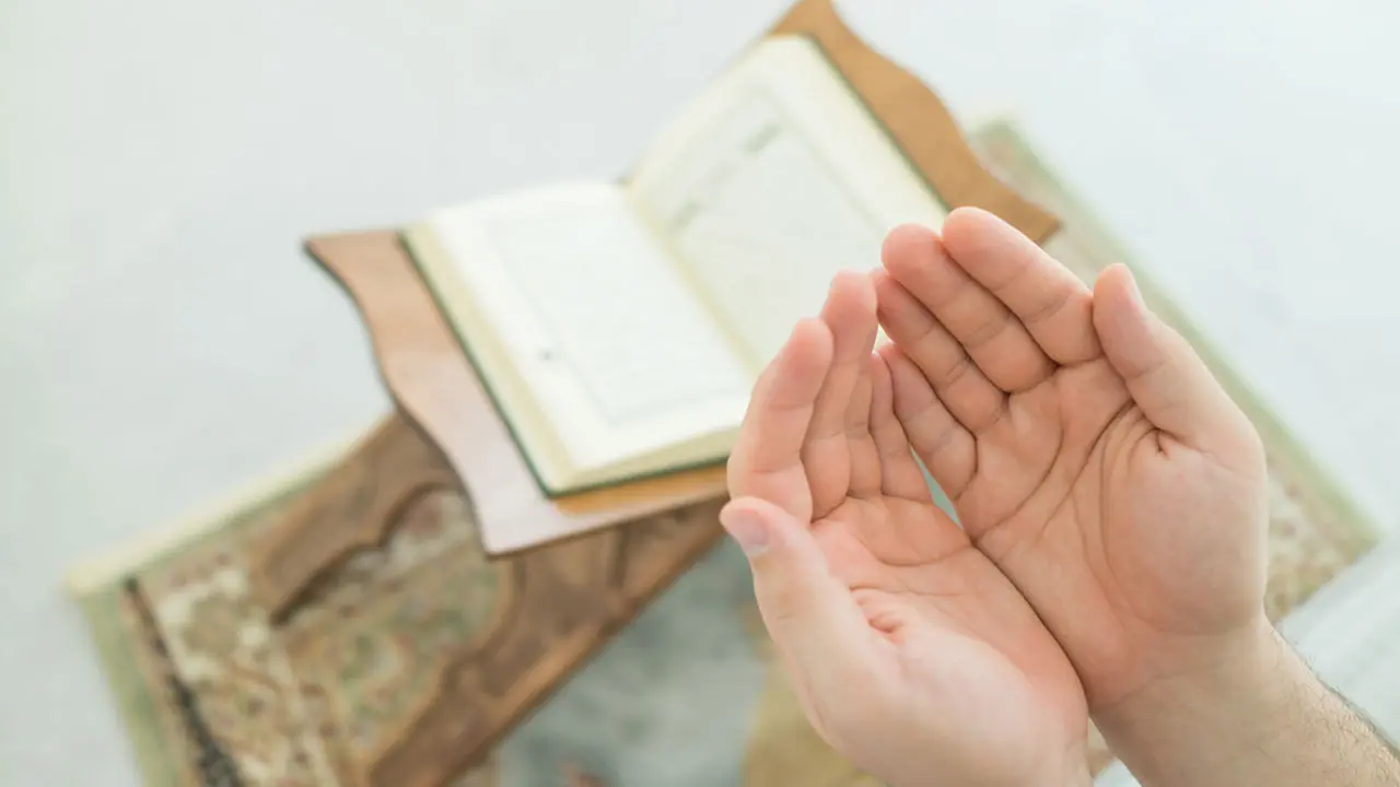 দুনিয়া ও আখেরাতে অত্যাচারীর পরিণতি যেমন হবে