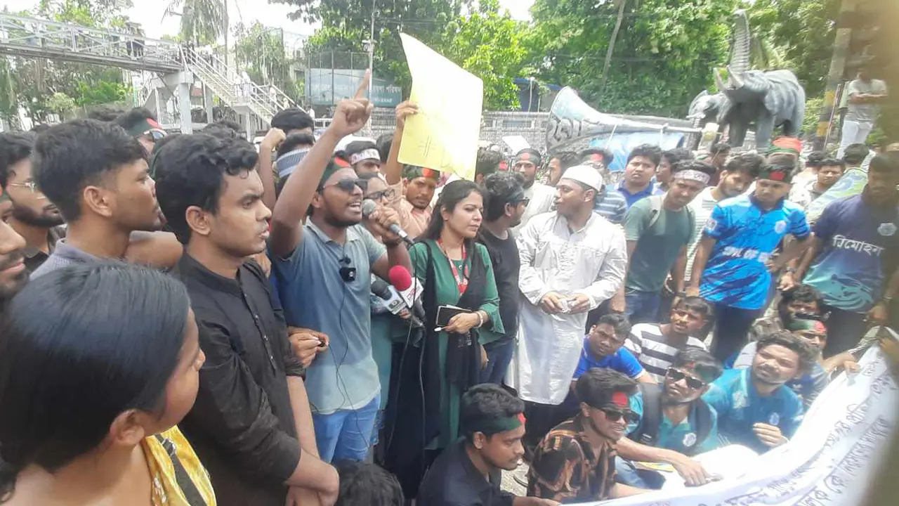 আপিল বিভাগের আদেশ প্রত্যাখ্যান, আন্দোলন চালিয়ে যাওয়ার ঘোষণা