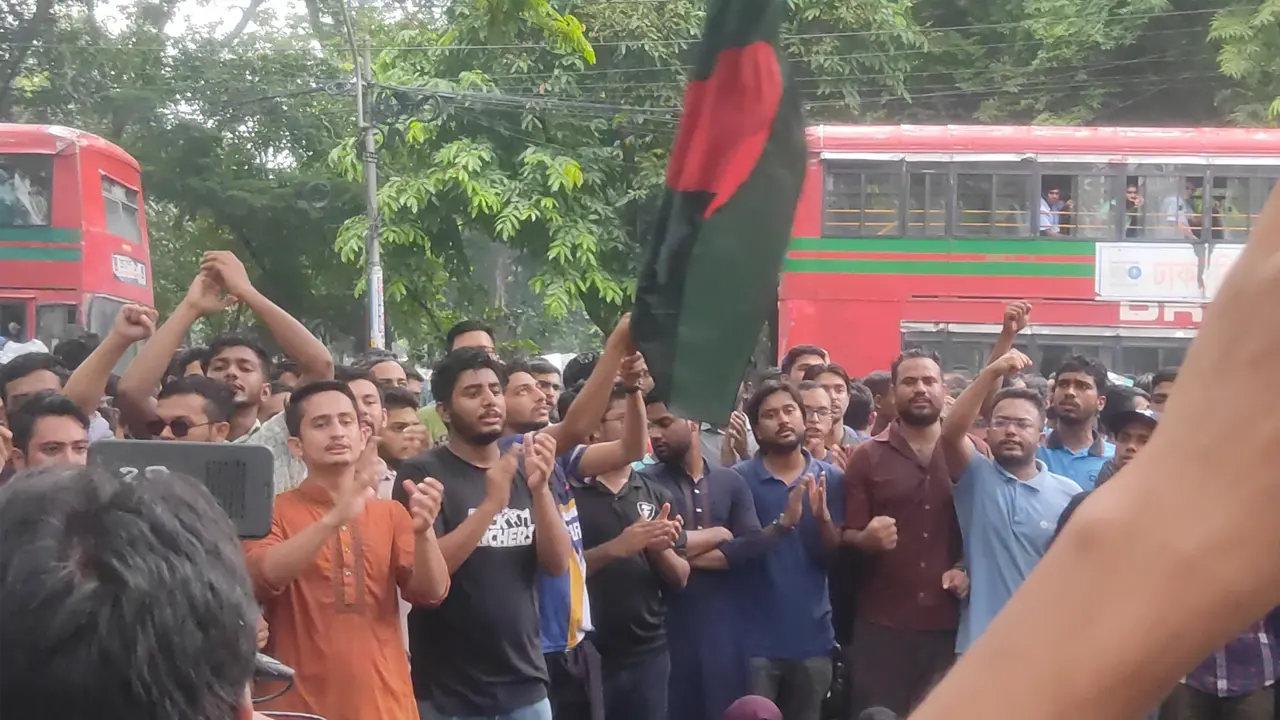 এবার দেশের সব বিশ্ববিদ্যালয়ে অবস্থান কর্মসূচি ঘোষণা