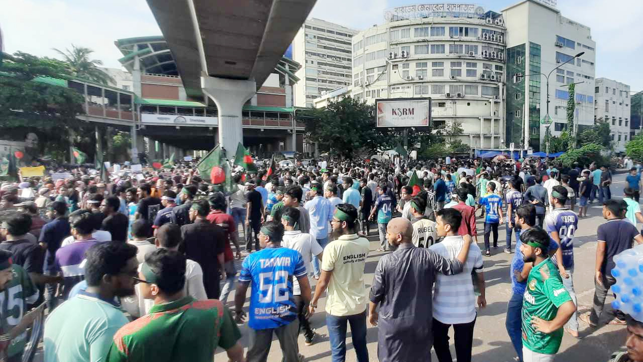 বিকেল সাড়ে ৩টা থেকে ‘বাংলা ব্লকেড’