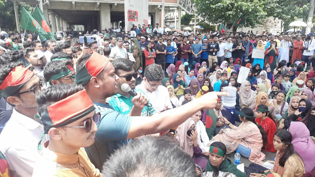‘আন্দোলন দমাতে আপিল বিভাগের আদেশ’, স্থায়ী সমাধান চান শিক্ষার্থীরা