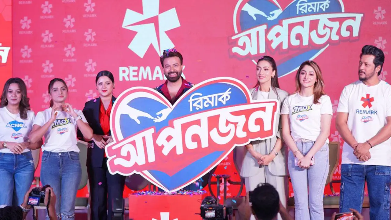 একঝাঁক নায়িকা নিয়ে একমঞ্চে শাকিব