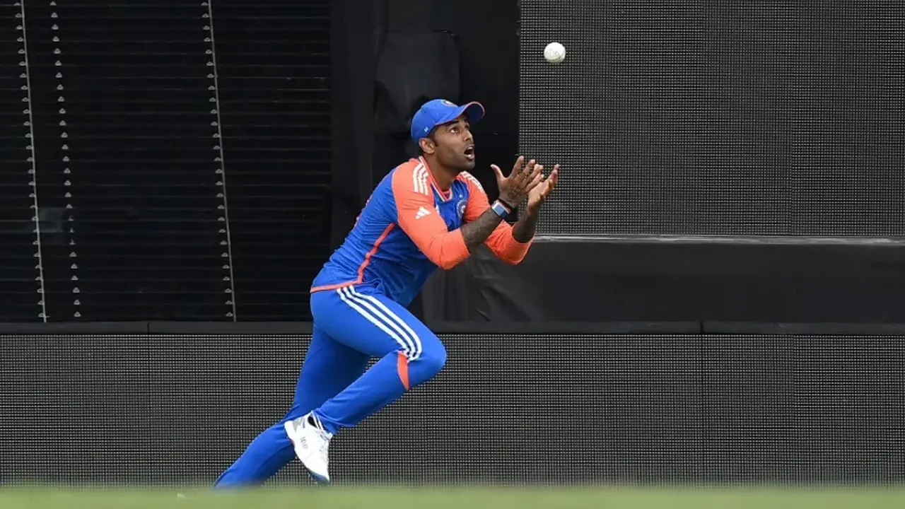 ফাইনালের সেই বিতর্কিত ক্যাচ নিয়ে মুখ খুললেন সূর্যকুমার যাদব