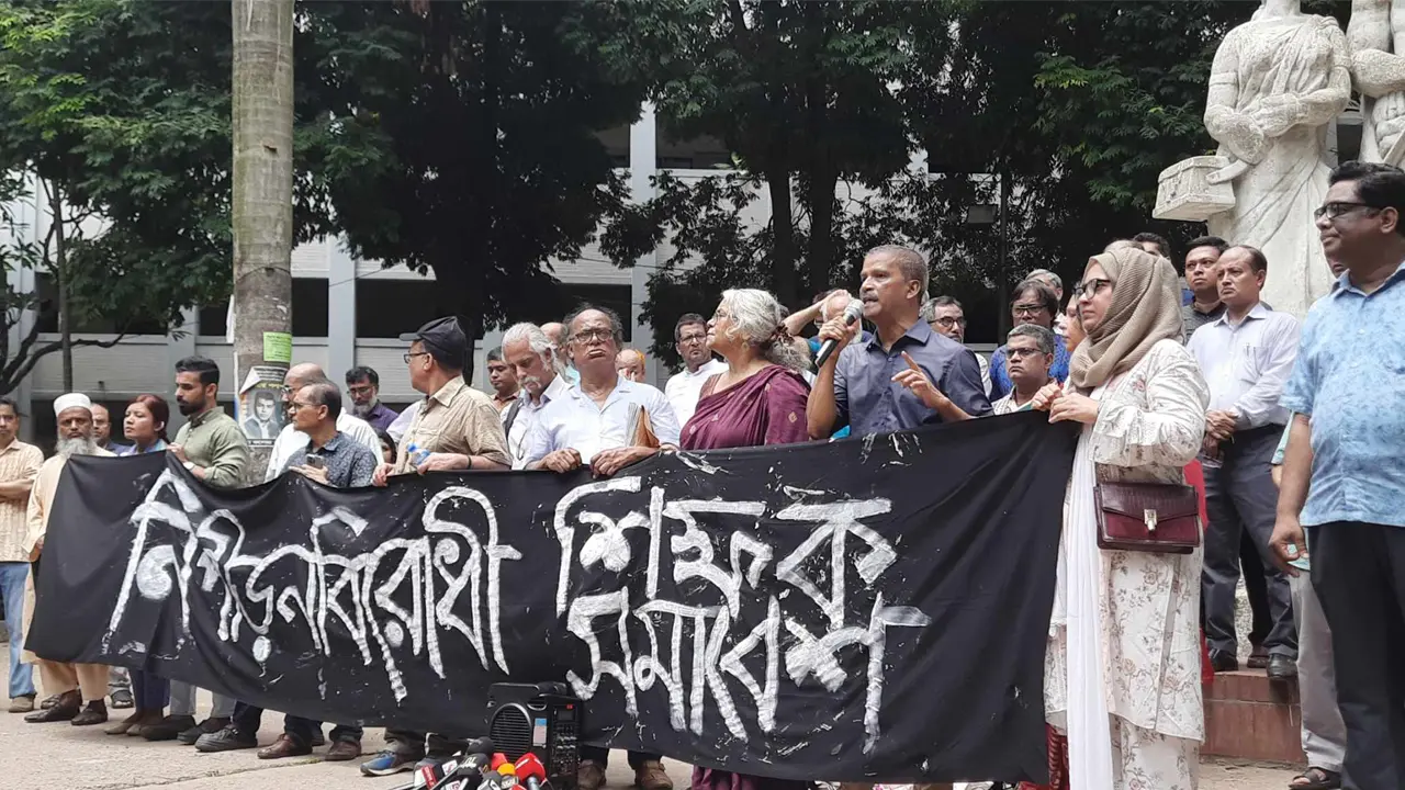 শিক্ষার্থীদের আন্দোলনটাই মুক্তিযুদ্ধের আসল চেতনা : আসিফ নজরুল