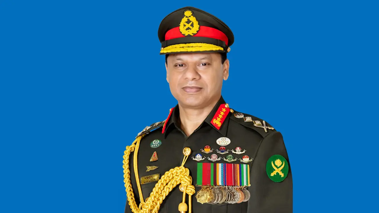 সিঙ্গাপুর সফর শেষে দেশে ফিরলেন সেনাপ্রধান