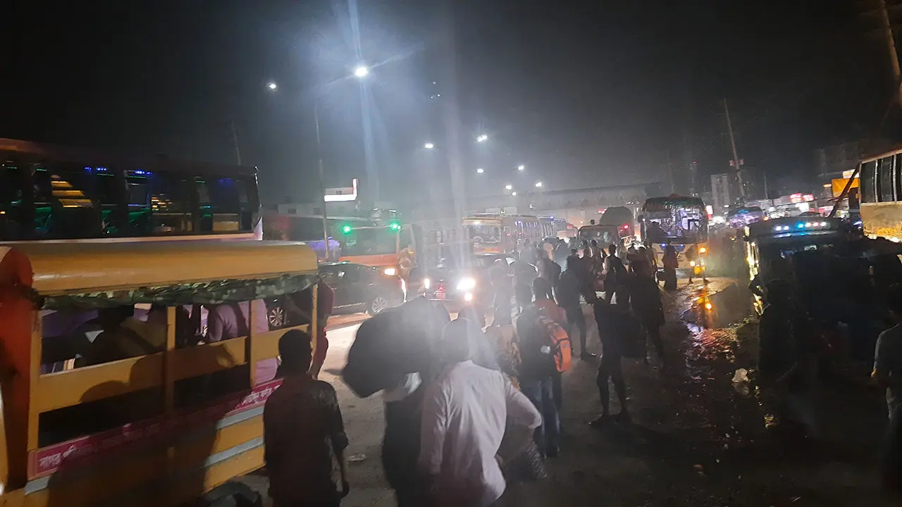 আশুলিয়ায় ২০ কিলোমিটার যানজট