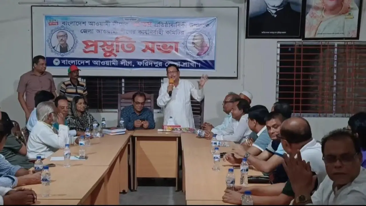 একটা রাসেলস ভাইপার মারলেই পুরস্কার ৫০ হাজার টাকা