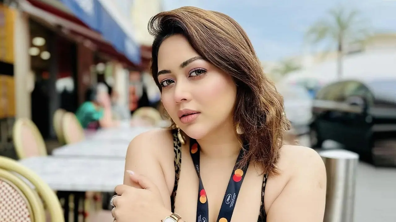বিয়ে নিয়ে উৎকণ্ঠায় অভিনেত্রী ভাবনা!