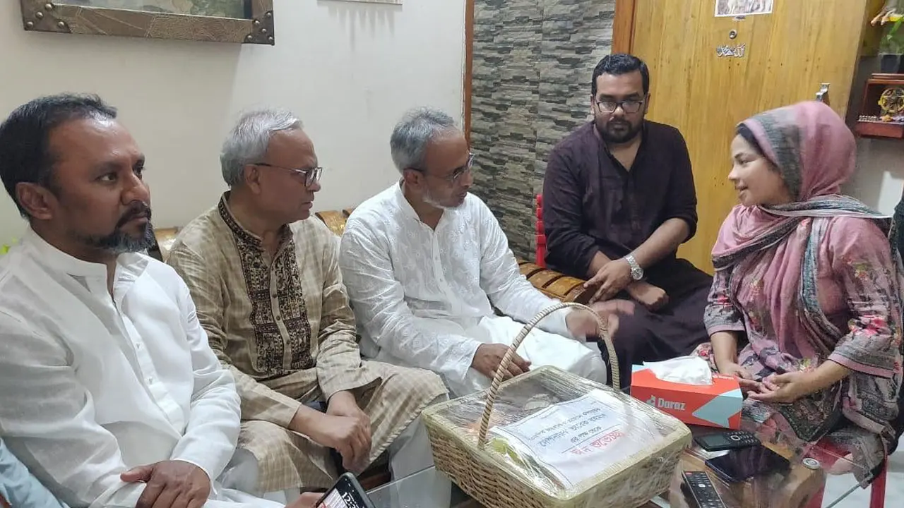 ‘শাসকগোষ্ঠী উল্লাসের ঈদ করছে, আর বিএনপি নেতাকর্মীদের বাসায় শোক’