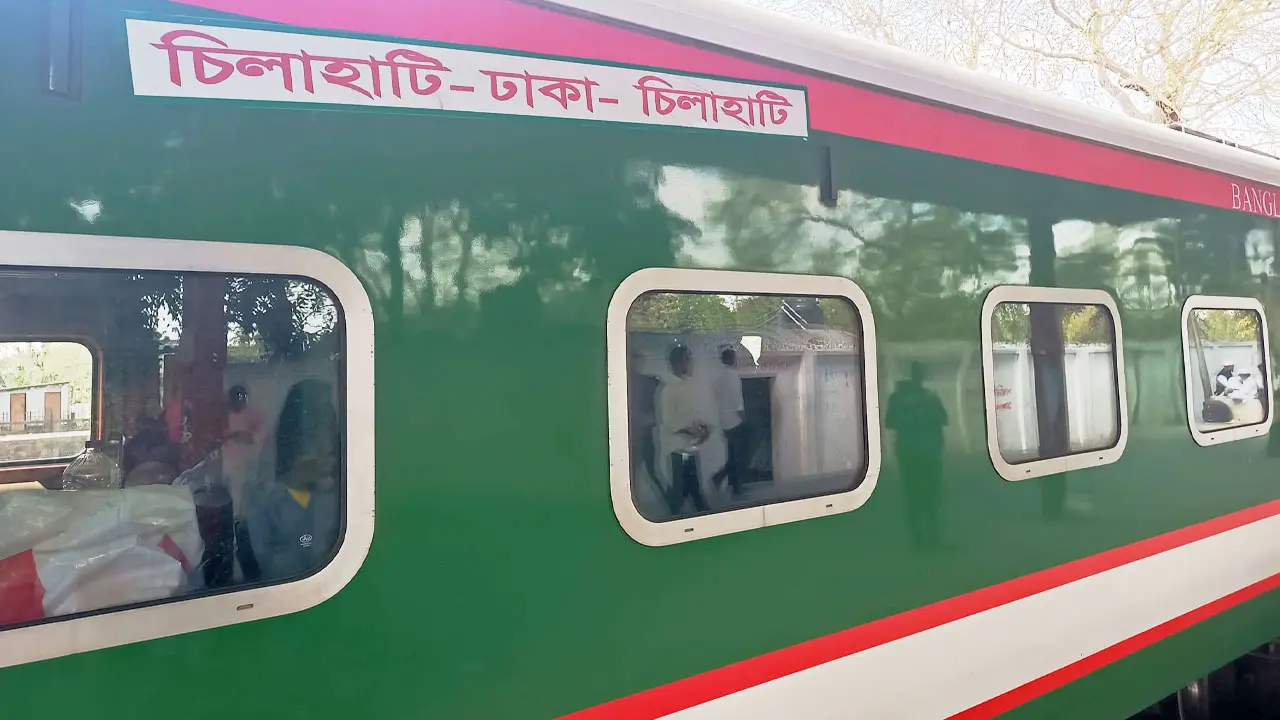 নীলসাগর-চিলাহাটি ট্রেনে উঠতে হবে ‘ক্যান্টনমেন্ট স্টেশন’ থেকে