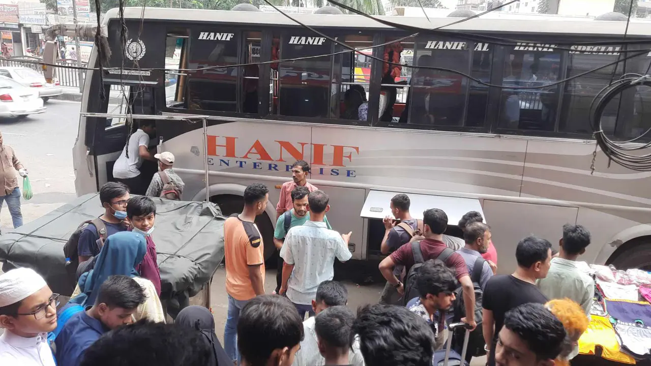 নিজেদের রোজগারে প্রথম কোরবানি, রায়হান-মুসলিমার তাই অন্যরকম ঈদ