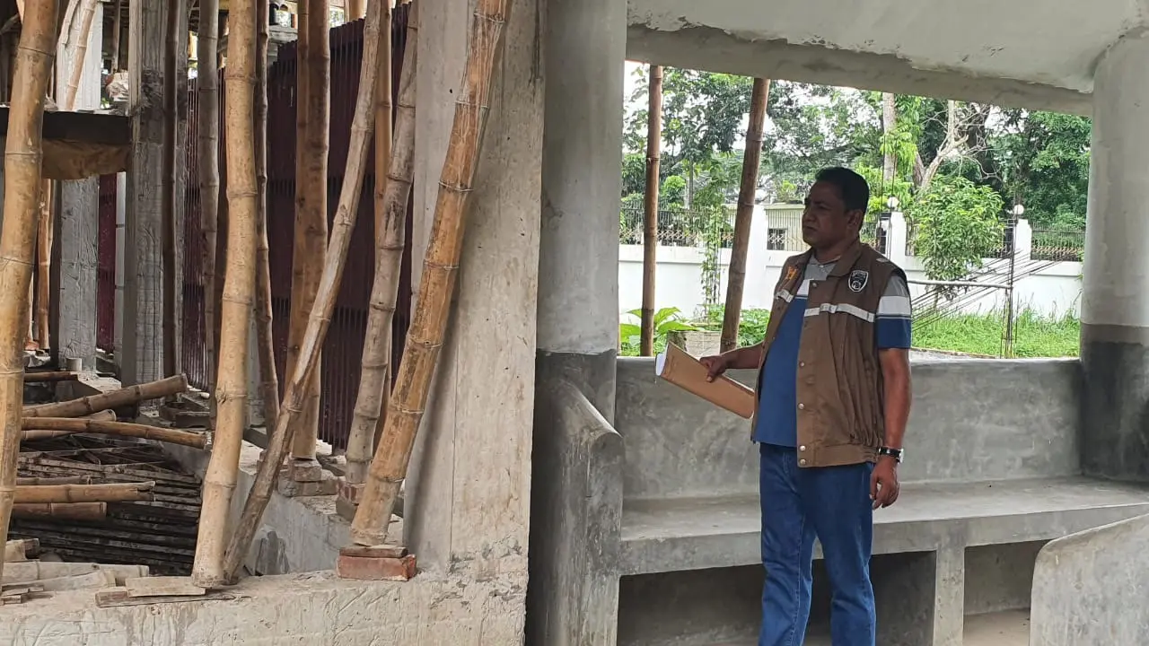 ডিএমপির এসির বিরুদ্ধে চট্টগ্রামে জায়গা দখলের অভিযোগে নালিশি মামলা