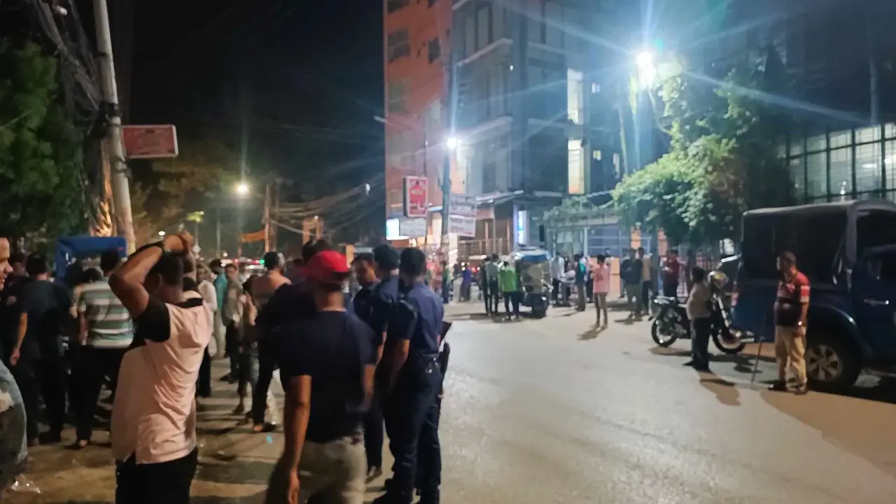 কুমিল্লায় যুবদলের দুইপক্ষের গোলাগুলি, ছাত্রদল নেতা গুলিবিদ্ধ