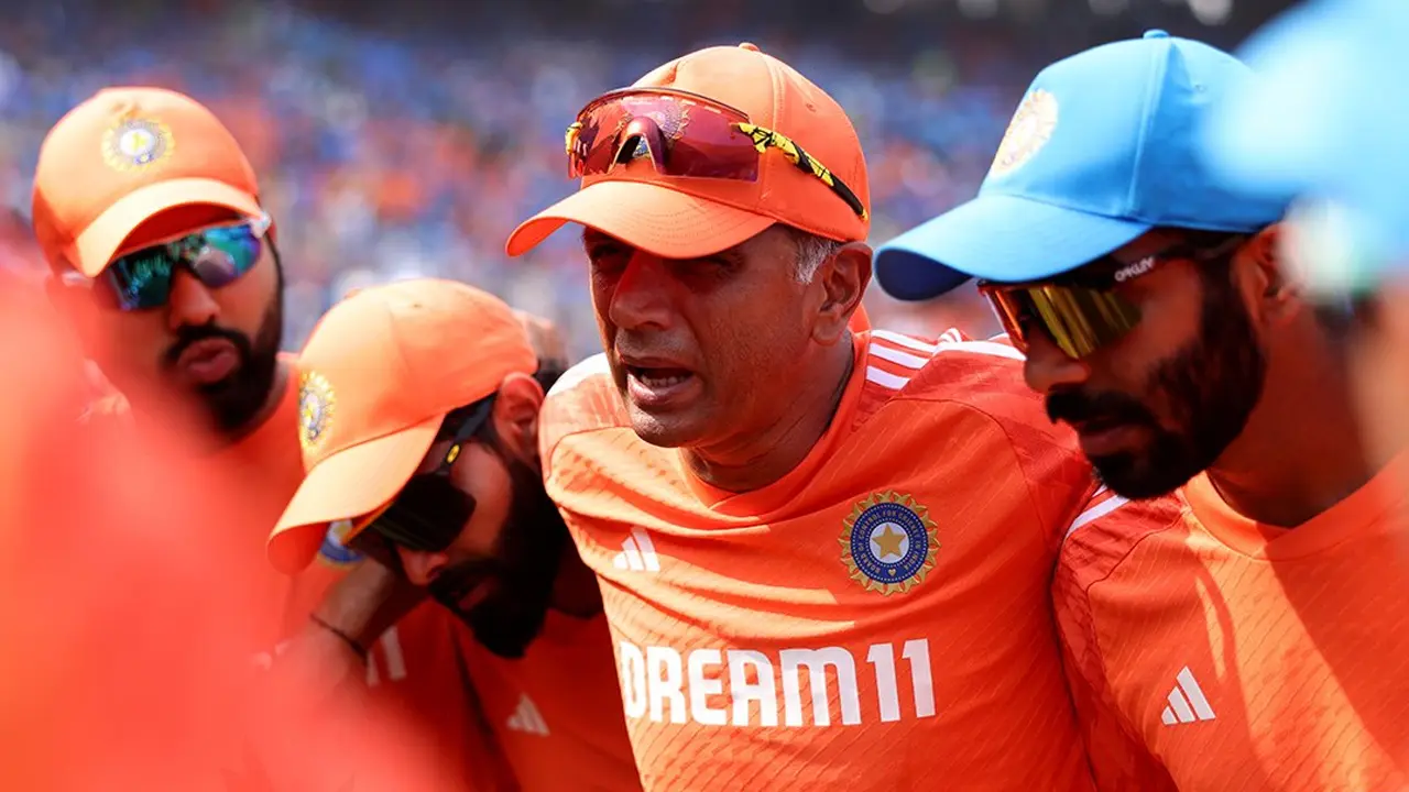 ‘পার্কে’ বিশ্বকাপের অনুশীলন, চটে গেলেন দ্রাবিড়