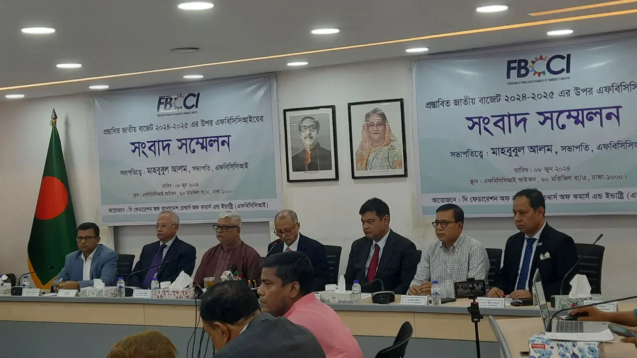 মূল্যস্ফীতির হার কমিয়ে লক্ষ্যমাত্রা অর্জন বিশাল চ্যালেঞ্জ