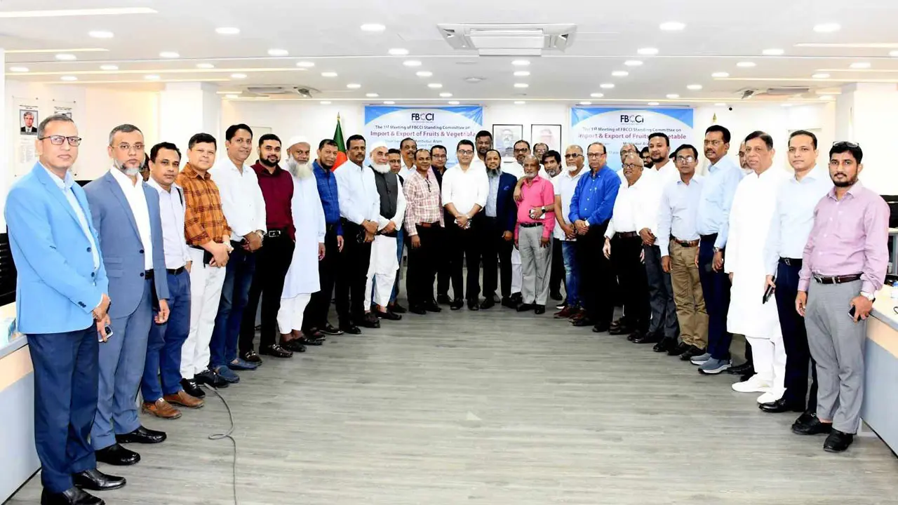ফল ও সবজির রপ্তানি বাড়াতে পর্যাপ্ত এয়ার কার্গো চান ব্যবসায়ীরা