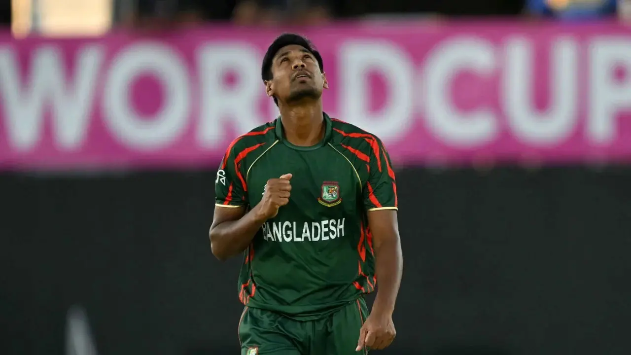 চলমান বিশ্বকাপে যেখানে সবার সেরা মুস্তাফিজ