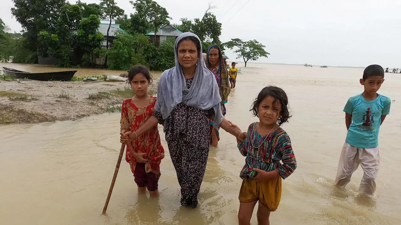 নেত্রকোণায় বৃষ্টি-উজানের ঢল, দুর্ভোগে ৬৫ গ্রামের মানুষ