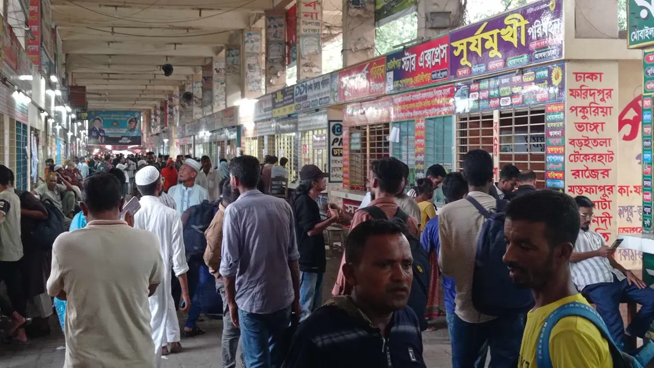 ‘অফিস খুলে গেছে, নয়তো আরও কয়েকদিন বাড়িতে থাকার ইচ্ছে ছিল’