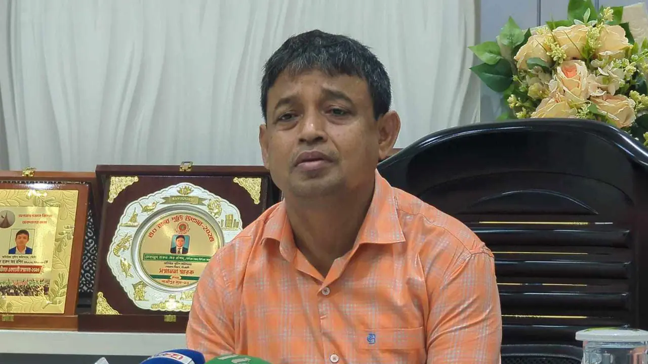 ছবি দেখিয়ে লাভবান হওয়ার বিষয়টি নিয়ে তদন্ত চলছে : হারুন