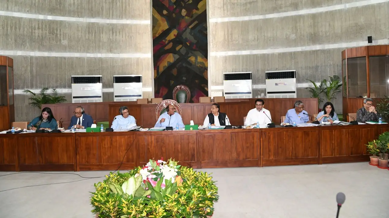 স্বাস্থ্যের প্রকল্পগুলোর অগ্রগতি নিয়ে অসন্তোষ সংসদীয় কমিটির