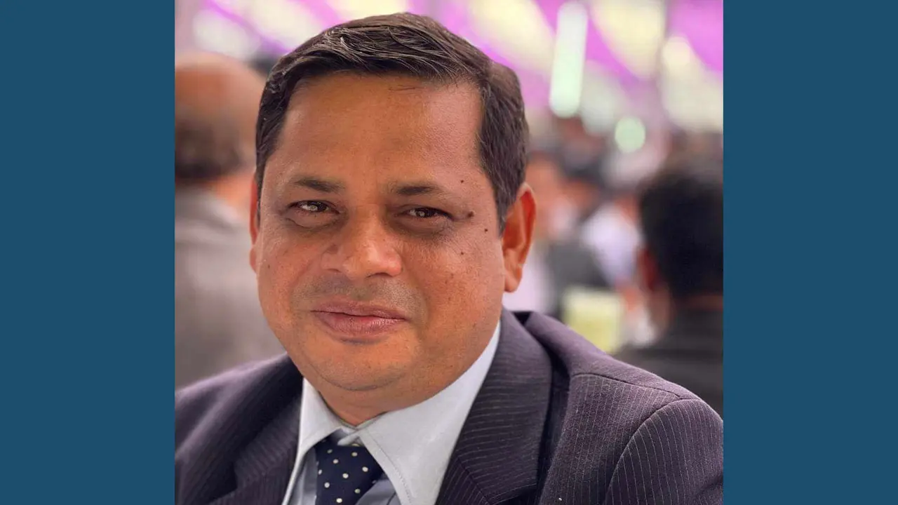 ব্যারিস্টার আশরাফকে মামলা পরিচালনায় নিষেধাজ্ঞা
