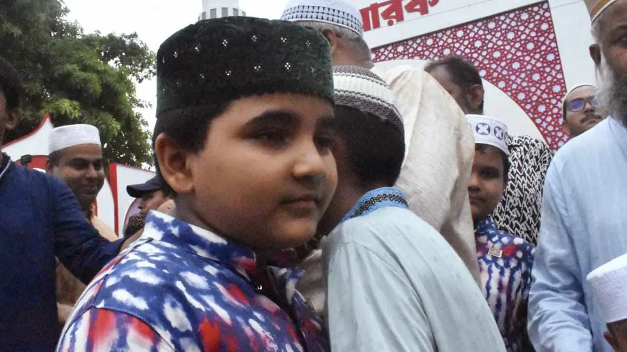 জাতীয় ঈদগাহে ঈদুল আজহার প্রধান জামাত অনুষ্ঠিত