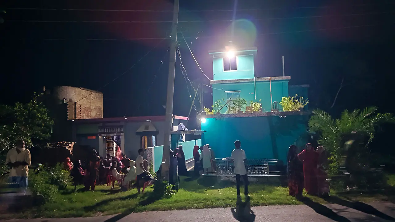 তনুর বাড়িতে মরদেহের অপেক্ষায় স্বজনরা