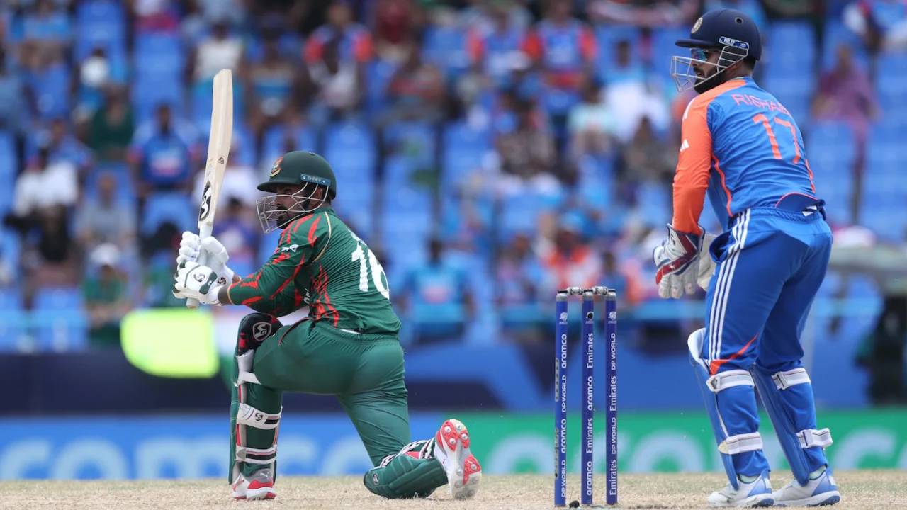 ধীরগতির ব্যাটিং, বাংলাদেশের সামনে রানরেটের চাপ