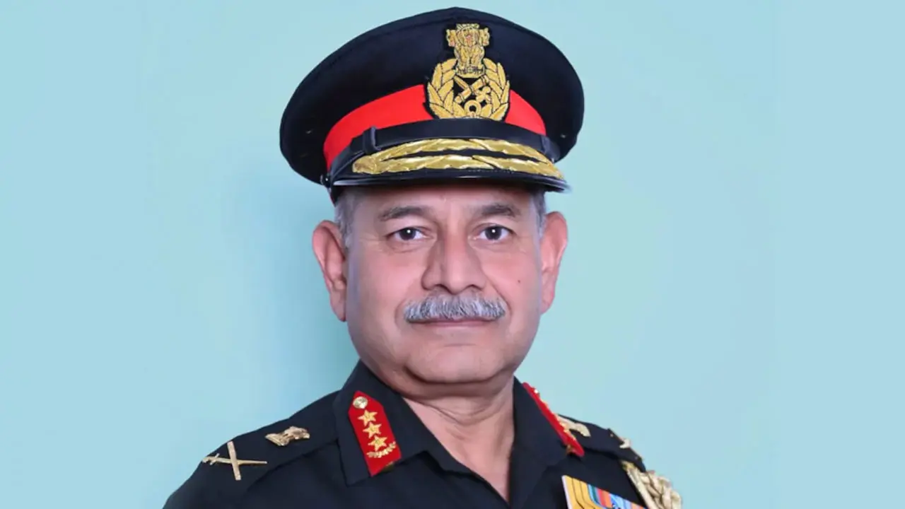 ভারতের নতুন সেনাপ্রধান লেফটেন্যান্ট জেনারেল উপেন্দ্র দ্বিবেদী