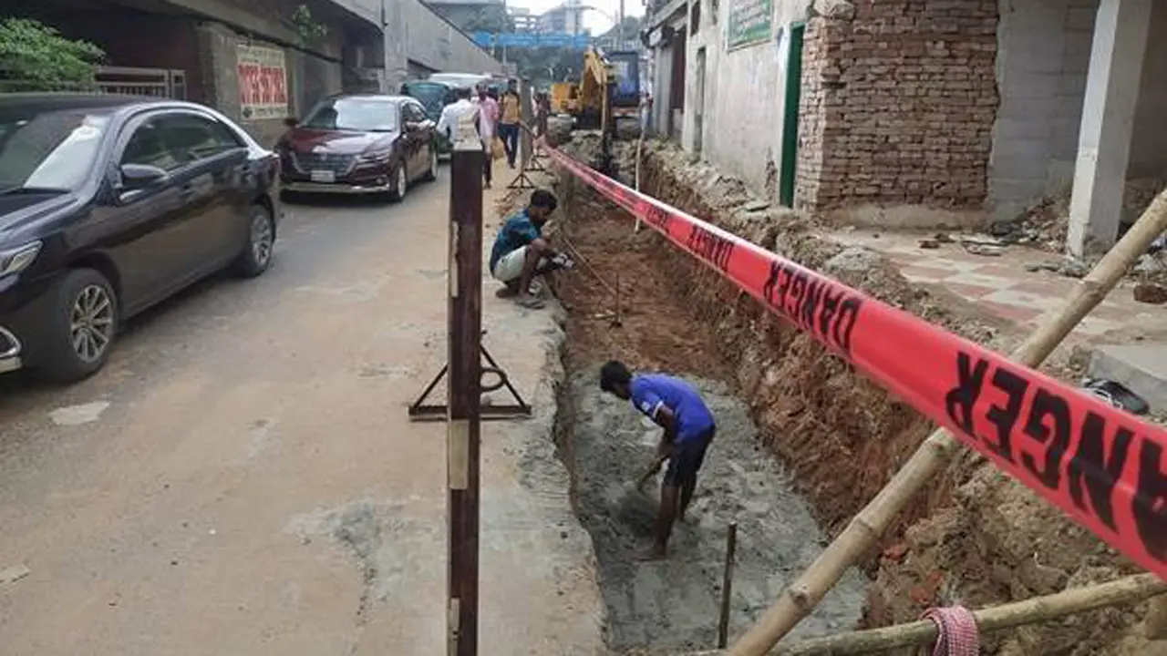 মিন্টো রোড-মগবাজার যেতে বিকল্প সড়ক ব্যবহারের পরামর্শ পুলিশের