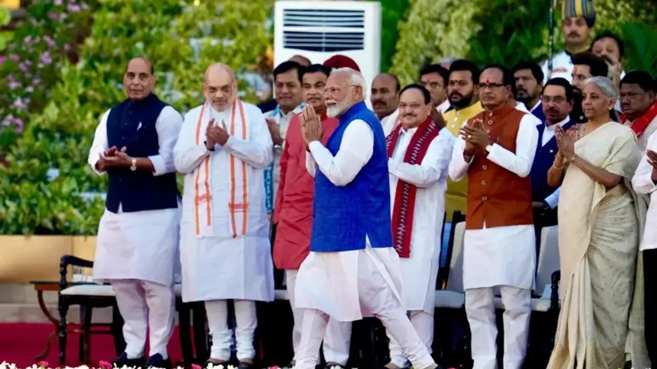 ভারতের মন্ত্রিসভায় ঠাঁই পেলেন যারা
