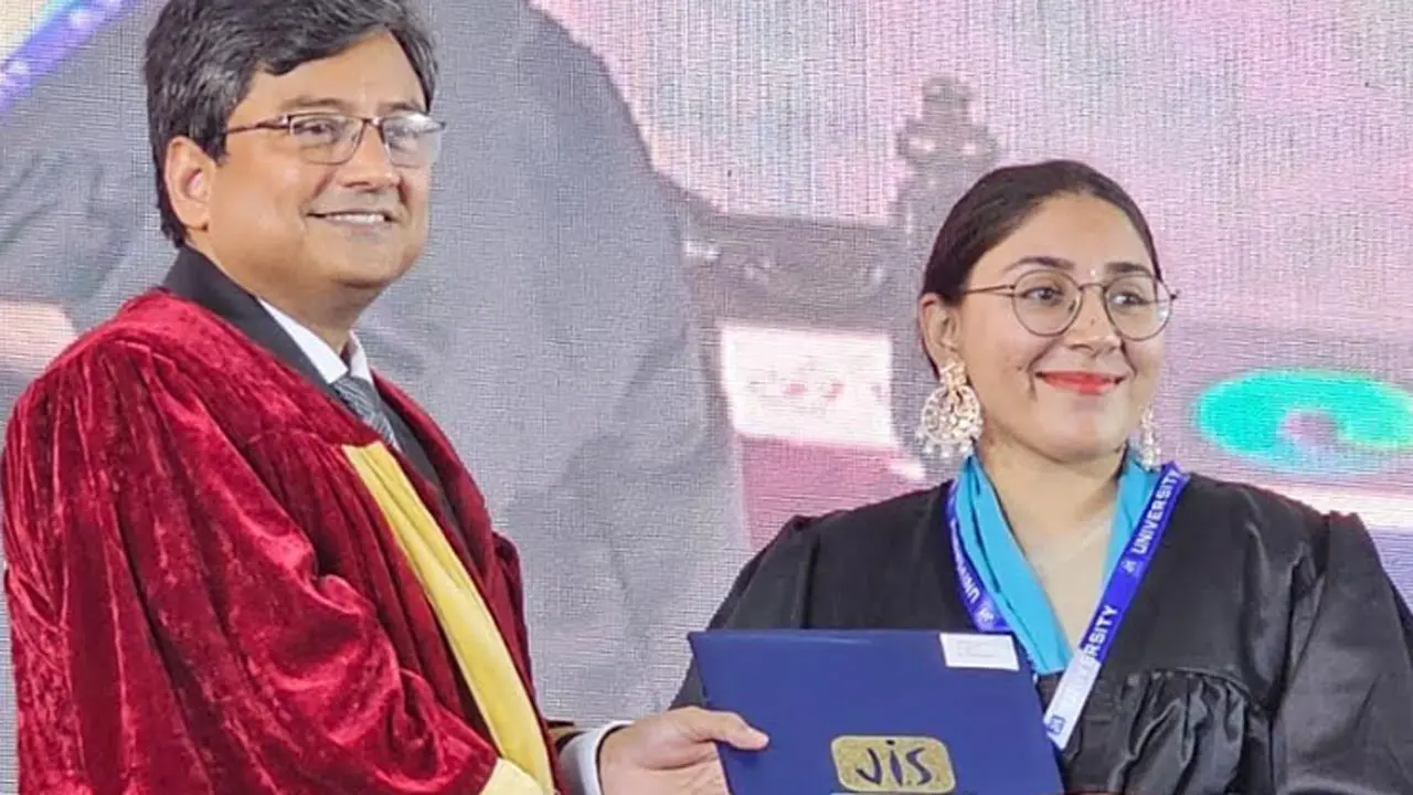 ভারতের জেআইএস বিশ্ববিদ্যালয়ের সমাবর্তনে জাতীয় বিশ্ববিদ্যালয় ভিসি
