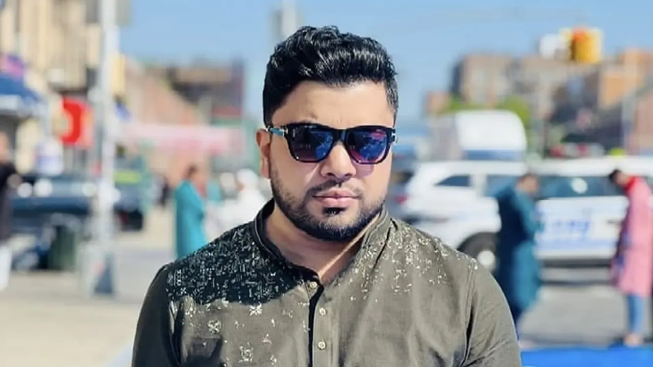 ঝড় তুলেছে নাভেদের ‘তুফান’