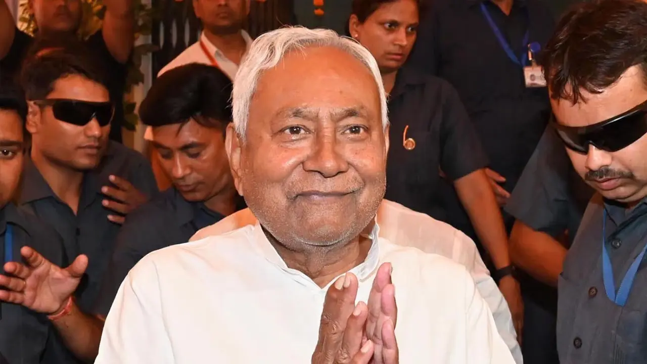 ‘খেলা’ দেখাবেন নীতিশ, তাকিয়ে পুরো ভারত