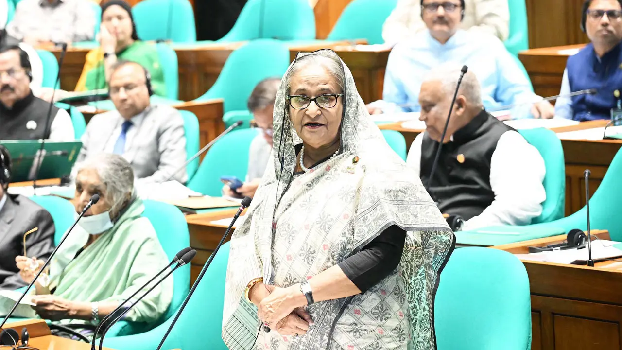 মালয়েশিয়ায় শ্রমিক পাঠানোর ঘটনা খতিয়ে দেখা হচ্ছে : প্রধানমন্ত্রী