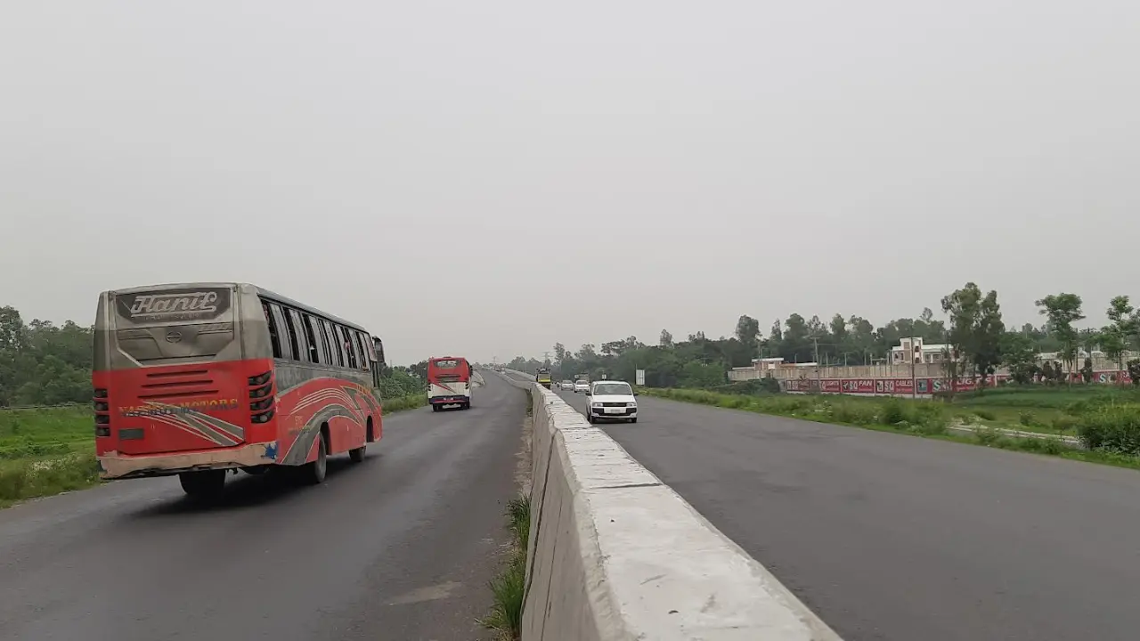 বঙ্গবন্ধু সেতু পশ্চিম মহাসড়কে যান চলাচল স্বাভাবিক