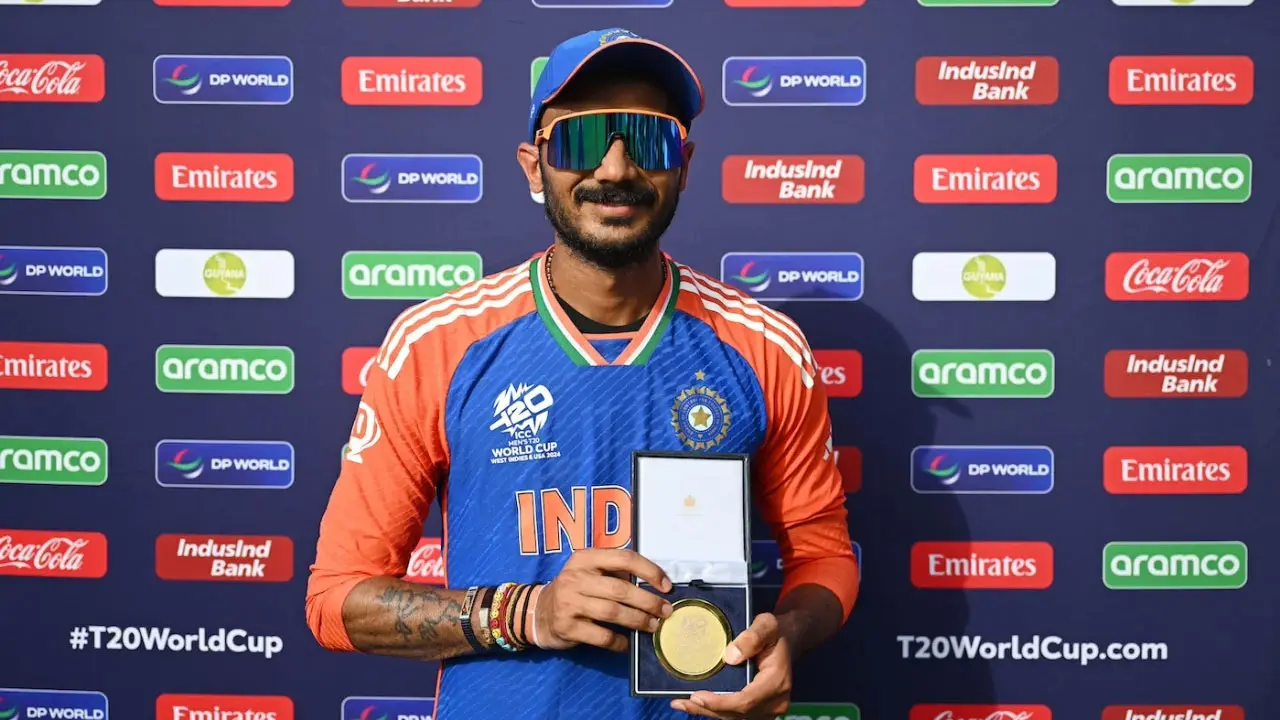 সেমিতে ম্যাচসেরা হয়ে যা বললেন অক্ষর