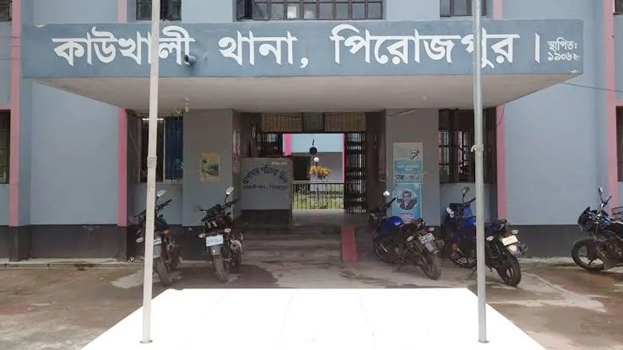 পিরোজপুরে ত্রাণ বিতরণ নিয়ে সংঘর্ষে একজন নিহত, আহত ১০