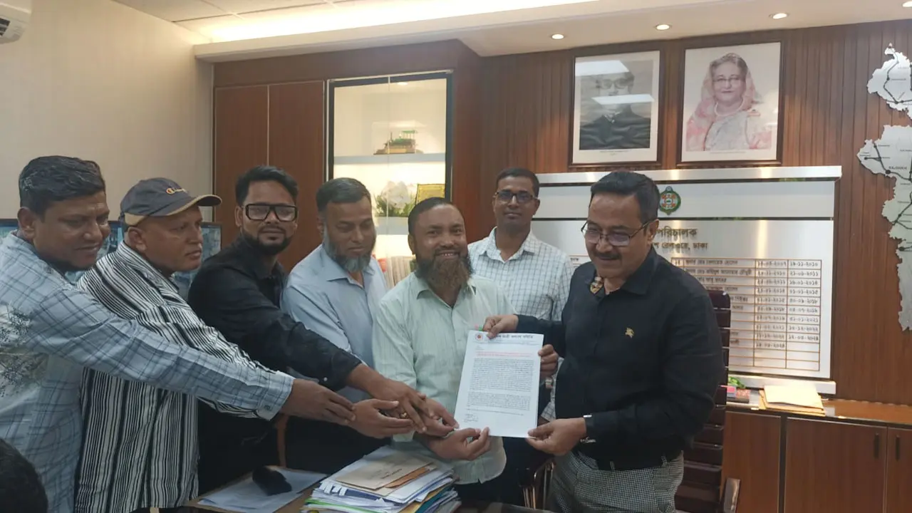 চট্টগ্রাম-কক্সবাজার রুটের ঈদ স্পেশাল ট্রেন নিয়মিত চালু রাখার দাবি