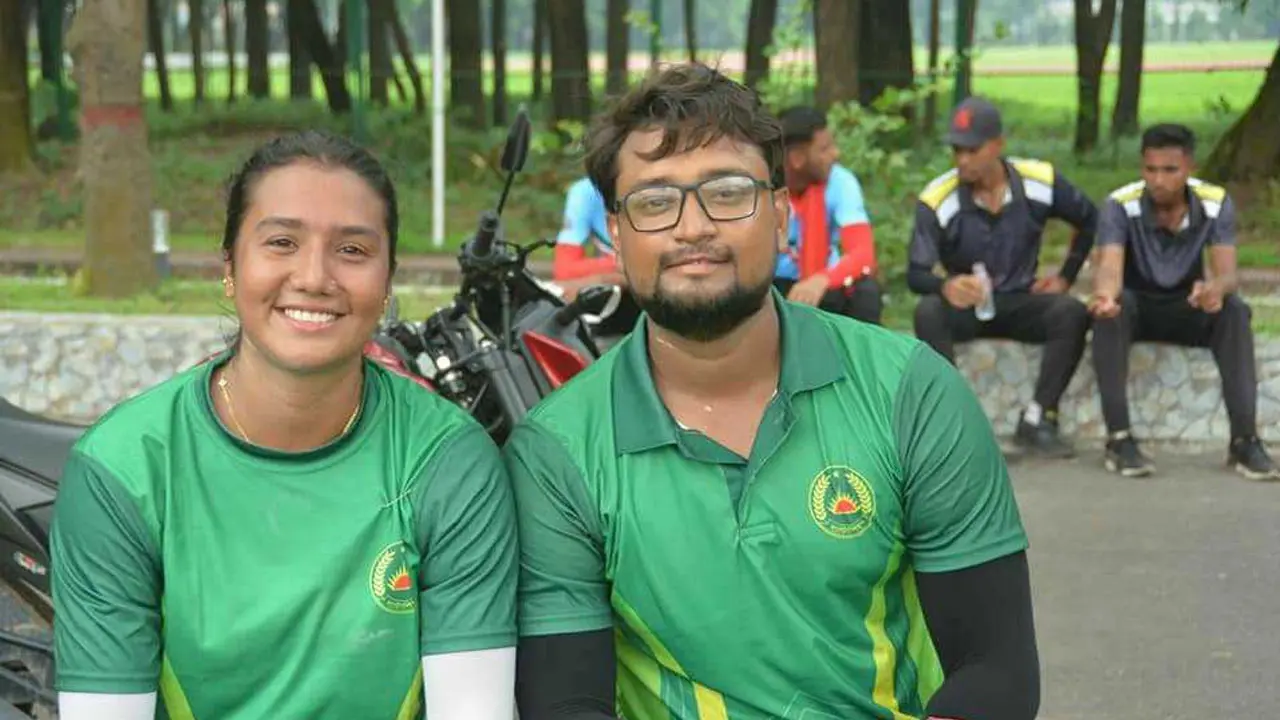 দিয়ার ‘হ্যাটট্রিক’, রোমান-দিয়া জুটির ব্রোঞ্জ