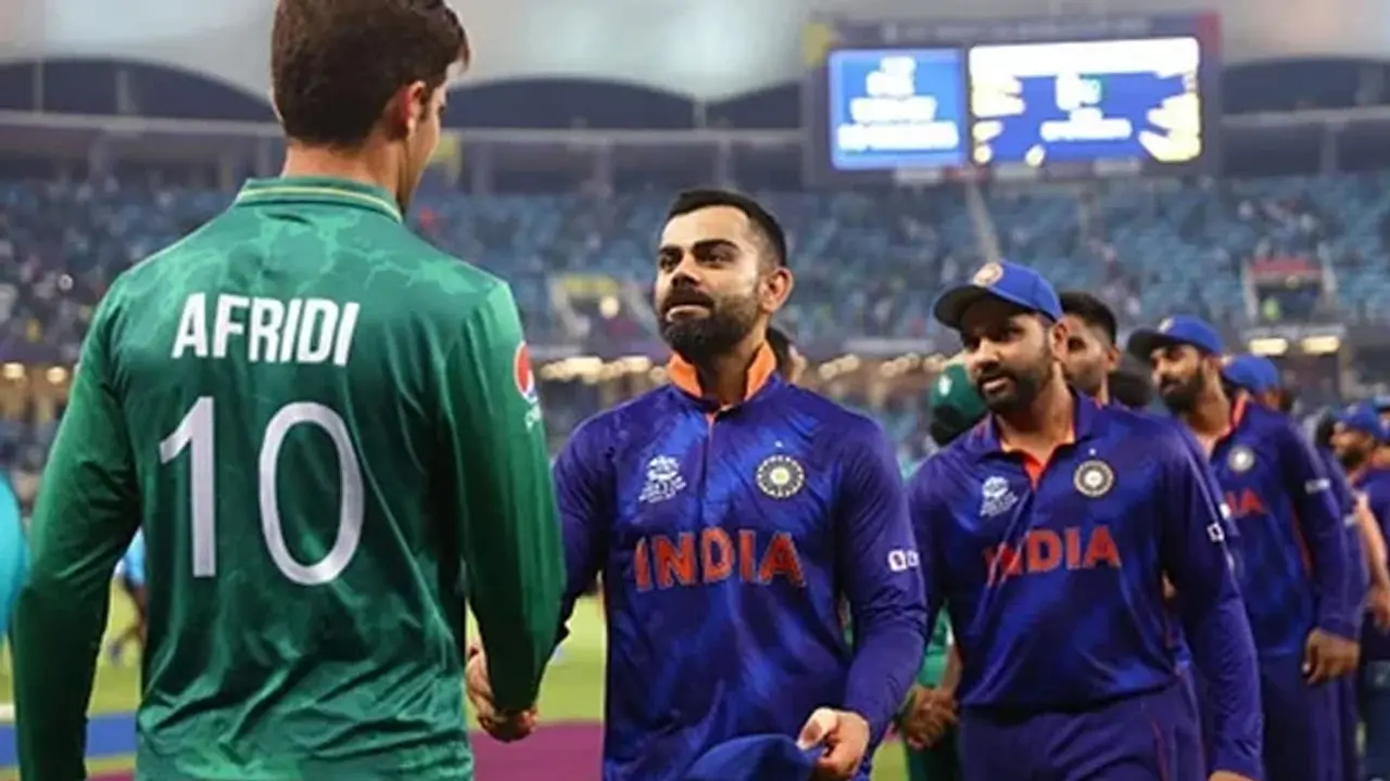 বিশ্বকাপ জেতায় ভারতকে অভিনন্দন জানালেন আফ্রিদি