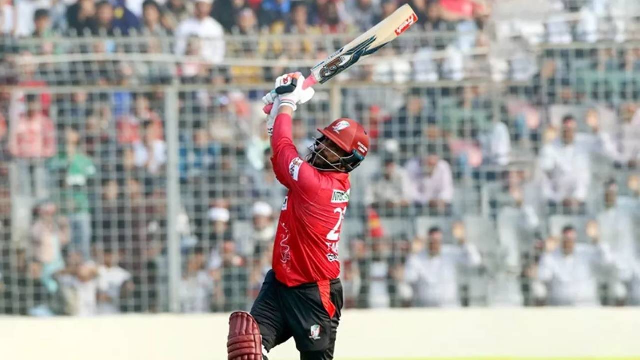 ফাইনালে তামিমের অপেক্ষায় দুই রেকর্ড