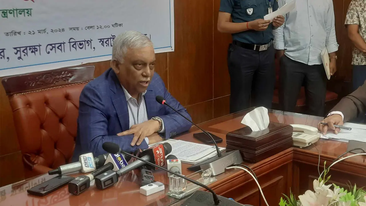 মাদকবিরোধী আন্দোলনের ওপর গুরুত্বারোপ স্বরাষ্ট্রমন্ত্রীর