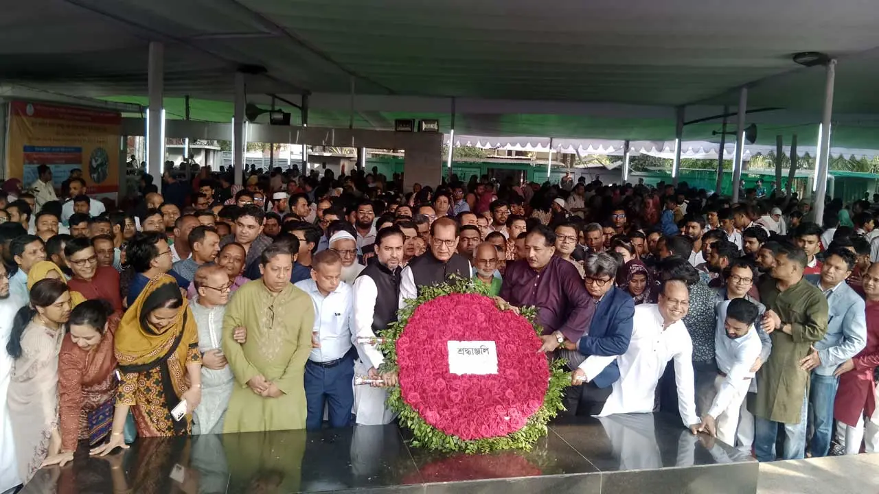 রোগীদের প্রত্যাশা পূরণে সর্বশক্তি নিয়োগের প্রত্যয় নতুন উপাচার্যের