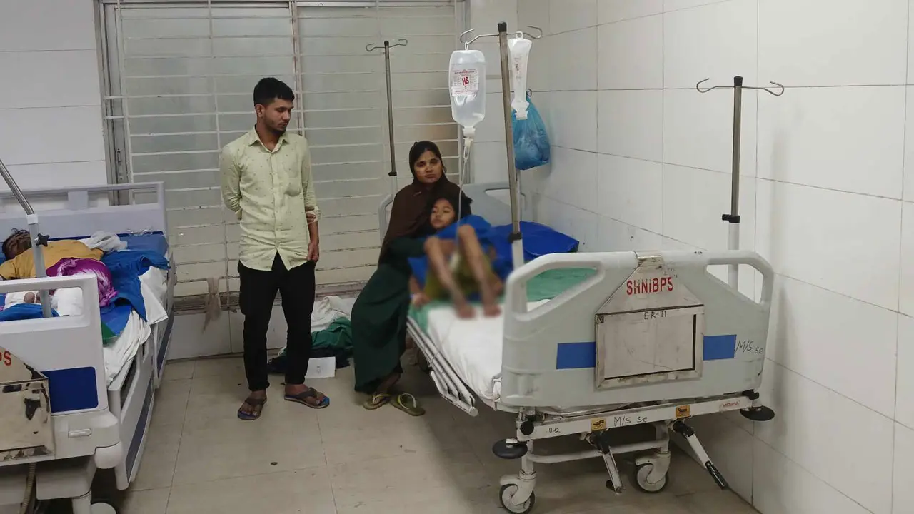 গ্যাস সিলিন্ডার বিস্ফোরণে শিশুসহ দগ্ধ ৩৬ জন শেখ হাসিনা বার্নে