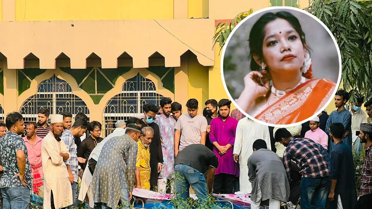 বাবার কবরের পাশে চিরনিদ্রায় শায়িত হলেন অবন্তিকা