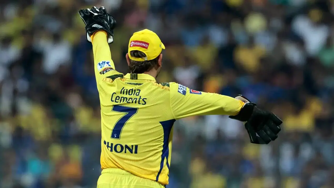 কেন আইপিএলে মুস্তাফিজদের নেতৃত্ব ছাড়লেন ধোনি? 
