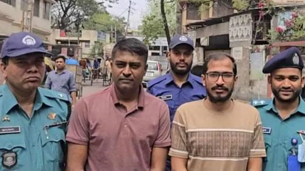 সহকারী প্রক্টর ও শিক্ষার্থী আম্মানকে কুমিল্লার আদালতে নেওয়া হচ্ছে